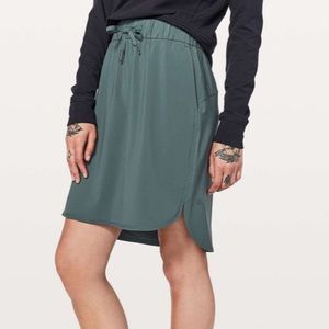 NWOT Lululemon On The Fly Skirt Sz 4